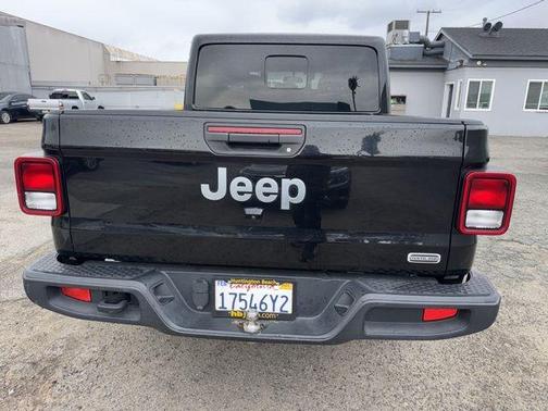 2020 Jeep Gladiator Overland