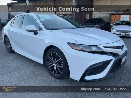 2024 Toyota Camry SE