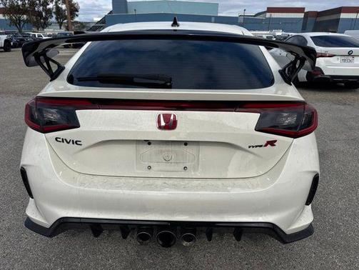 Championship White 2025 Honda Civic Type R Base
