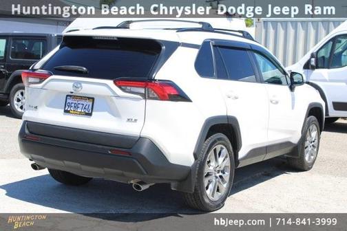 2022 Toyota RAV4 XLE Premium