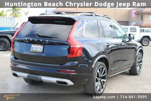 2018 Volvo XC90 Hybrid T8 Momentum