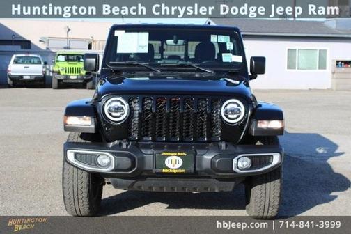 2022 Jeep Gladiator Sport