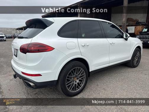 2018 Porsche Cayenne Base