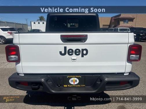 2023 Jeep Gladiator Sport
