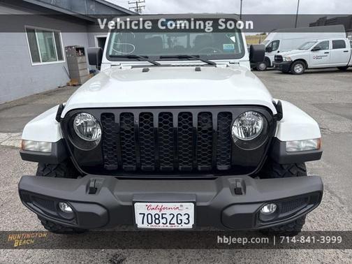 2021 Jeep Gladiator Sport