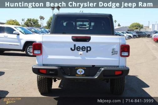 2021 Jeep Gladiator Sport