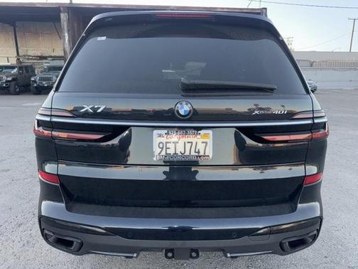 2023 BMW X7 xDrive40i