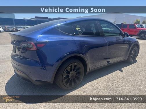 2023 Tesla Model Y Long Range