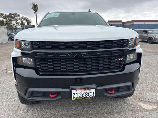 Summit White 2020 Chevrolet Silverado 1500 Custom Trail Boss