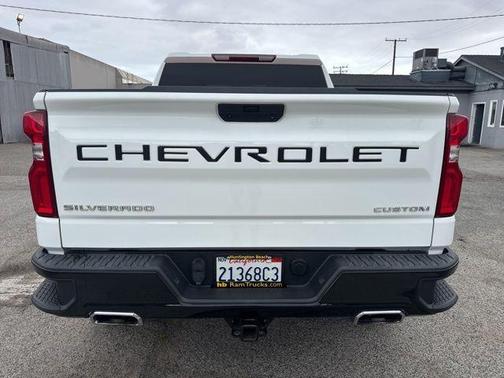 Summit White 2020 Chevrolet Silverado 1500 Custom Trail Boss