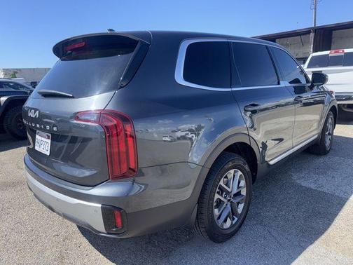 2024 Kia Telluride LX