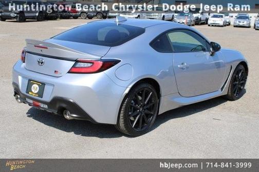 2024 Toyota GR86 Premium
