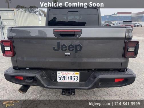 2021 Jeep Gladiator Sport