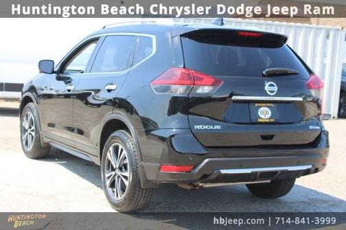 2020 Nissan Rogue SV