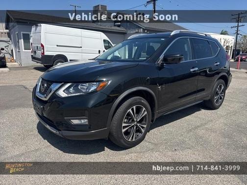2020 Nissan Rogue SV
