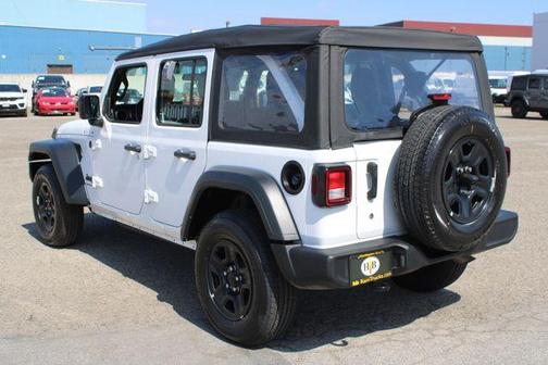 Bright White Clearcoat 2023 Jeep Wrangler Sport