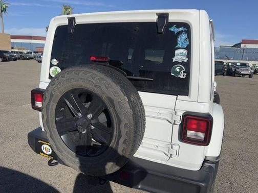 2022 Jeep Wrangler Unlimited Sahara Altitude