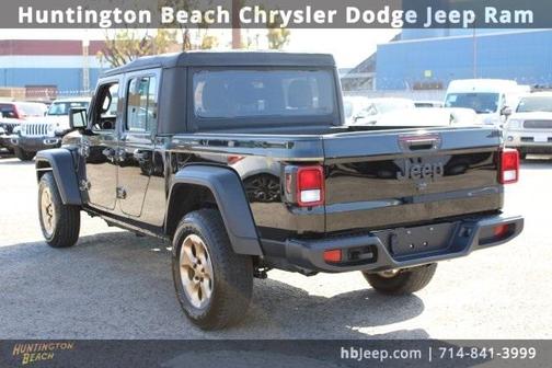 2021 Jeep Gladiator Sport