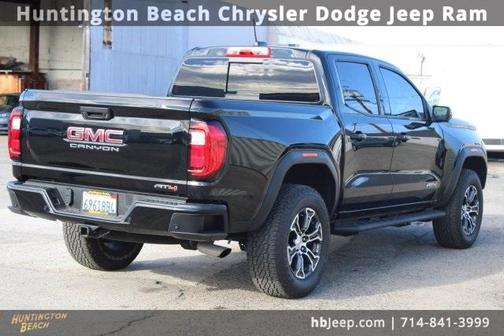 2023 GMC Canyon AT4