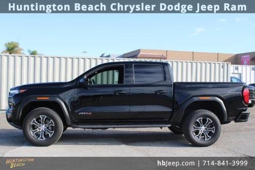 2023 GMC Canyon AT4