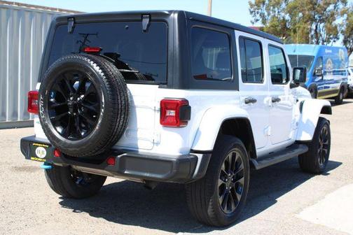 Bright White Clearcoat 2023 Jeep Wrangler 4xe Sahara