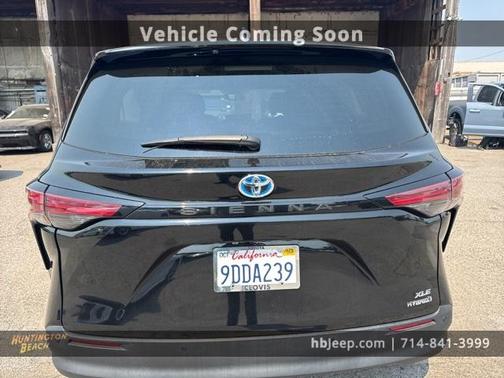 2022 Toyota Sienna XLE