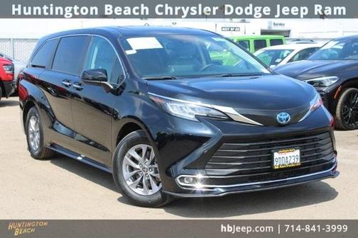2022 Toyota Sienna XLE