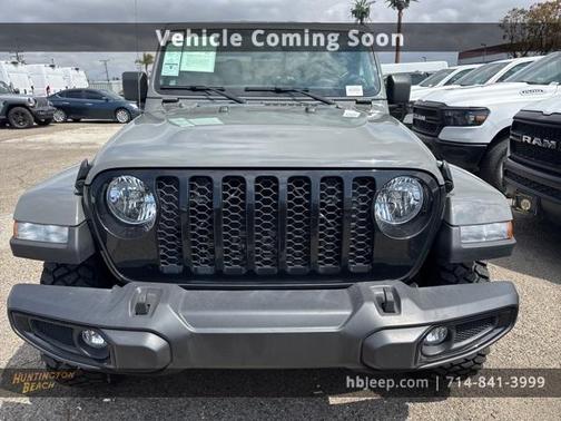 2022 Jeep Gladiator Sport