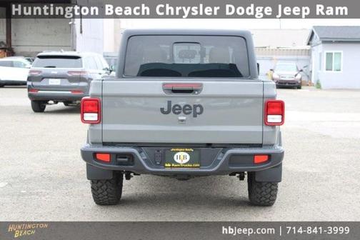 2022 Jeep Gladiator Sport