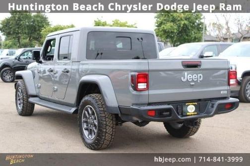 2021 Jeep Gladiator Overland