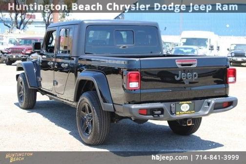 2021 Jeep Gladiator Sport