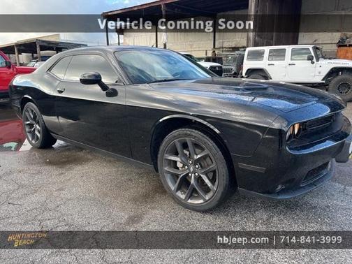 2022 Dodge Challenger SXT