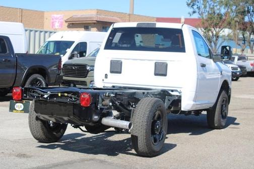 2026 RAM 3500 TRADESMAN CAB&CHASSIS