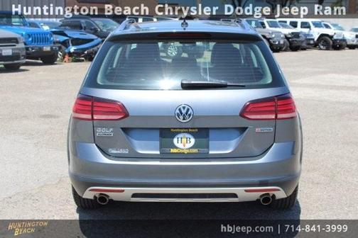 2019 Volkswagen Golf Alltrack TSI S