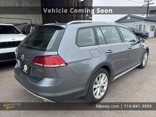 2019 Volkswagen Golf Alltrack TSI S
