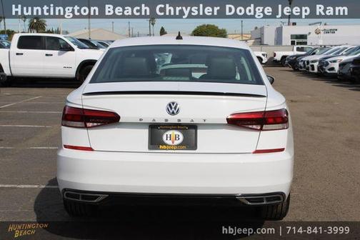 2020 Volkswagen Passat 2.0T R-Line