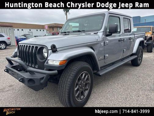 Billet Silver Metallic Clearcoat 2020 Jeep Gladiator Overland