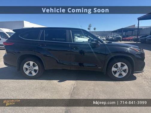 2023 Toyota Highlander Hybrid LE
