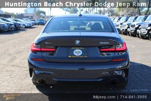 2022 BMW 330 i xDrive