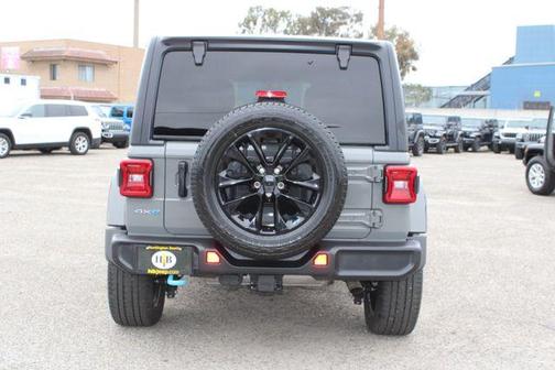 Sting Gray Clearcoat 2023 Jeep Wrangler 4xe Sahara