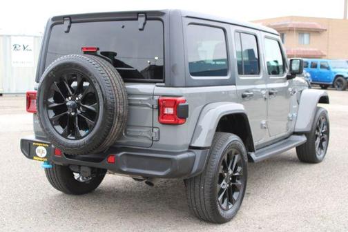 Sting Gray Clearcoat 2023 Jeep Wrangler 4xe Sahara