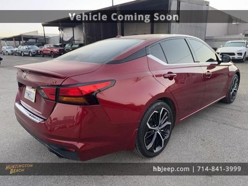 2023 Nissan Altima 2.5 SR