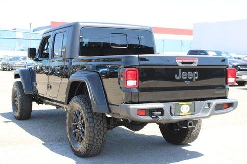 Black Clearcoat 2021 Jeep Gladiator Sport