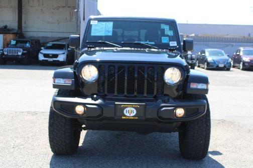 Black Clearcoat 2021 Jeep Gladiator Sport