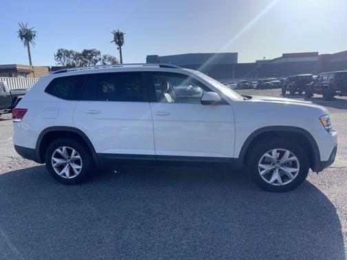2018 Volkswagen Atlas 3.6L SE w/Technology
