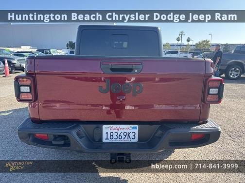 2021 Jeep Gladiator Sport