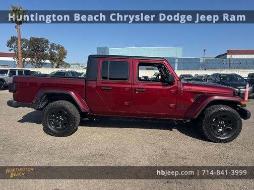 2021 Jeep Gladiator Sport