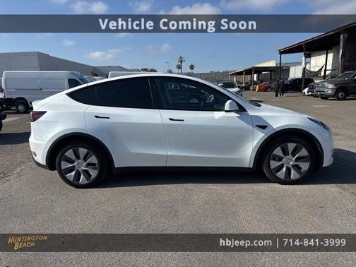 2024 Tesla Model Y Long Range