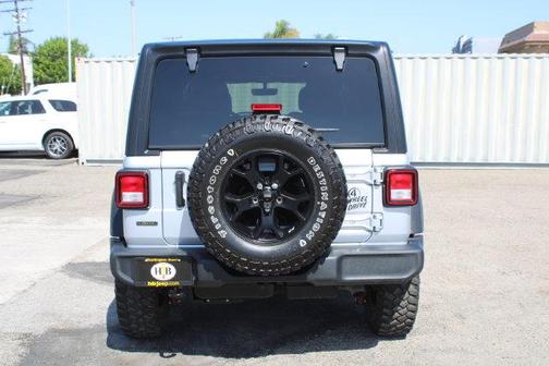 Silver Zynith Clearcoat 2022 Jeep Wrangler Unlimited Sport