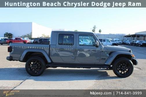 2023 Jeep Gladiator Overland